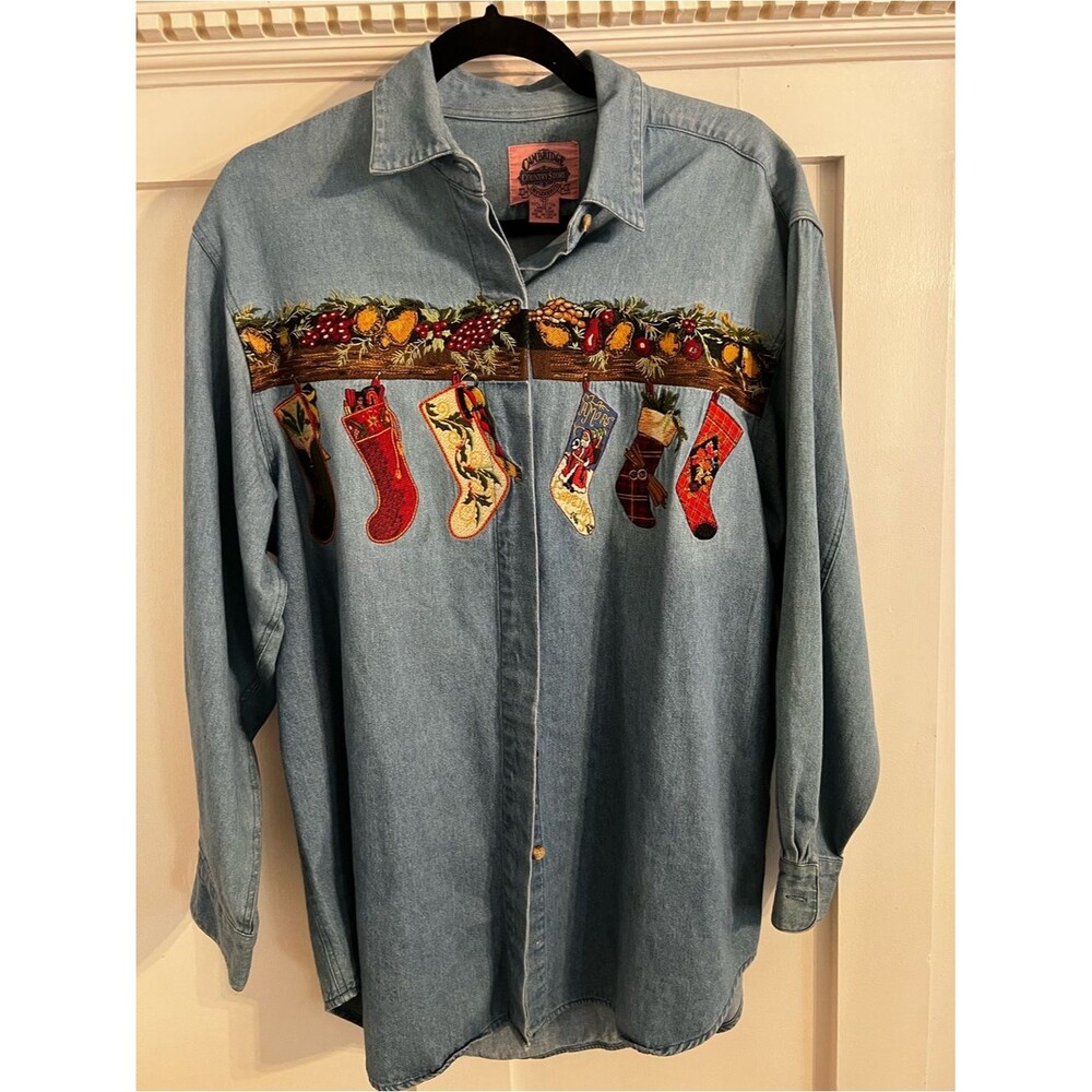 Cottage core grandma core Denim Embroidered Christmas Shirt Cambridge Country M